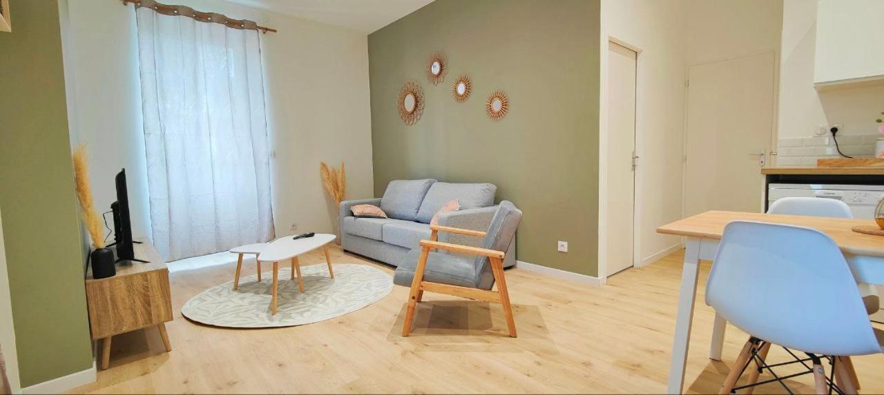 Appartements A Theme 클레르몽페랑 외부 사진