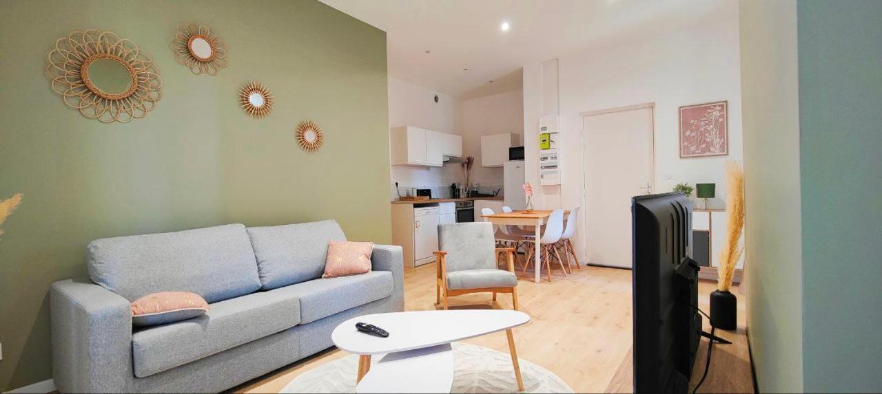 Appartements A Theme 클레르몽페랑 외부 사진