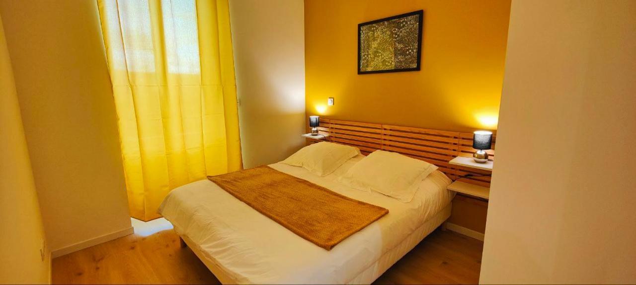 Appartements A Theme 클레르몽페랑 외부 사진