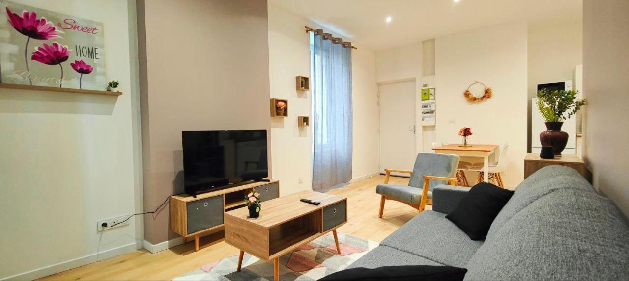 Appartements A Theme 클레르몽페랑 외부 사진