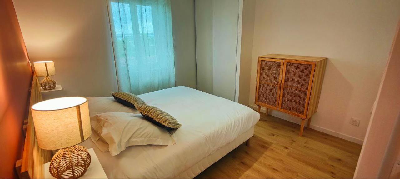 Appartements A Theme 클레르몽페랑 외부 사진