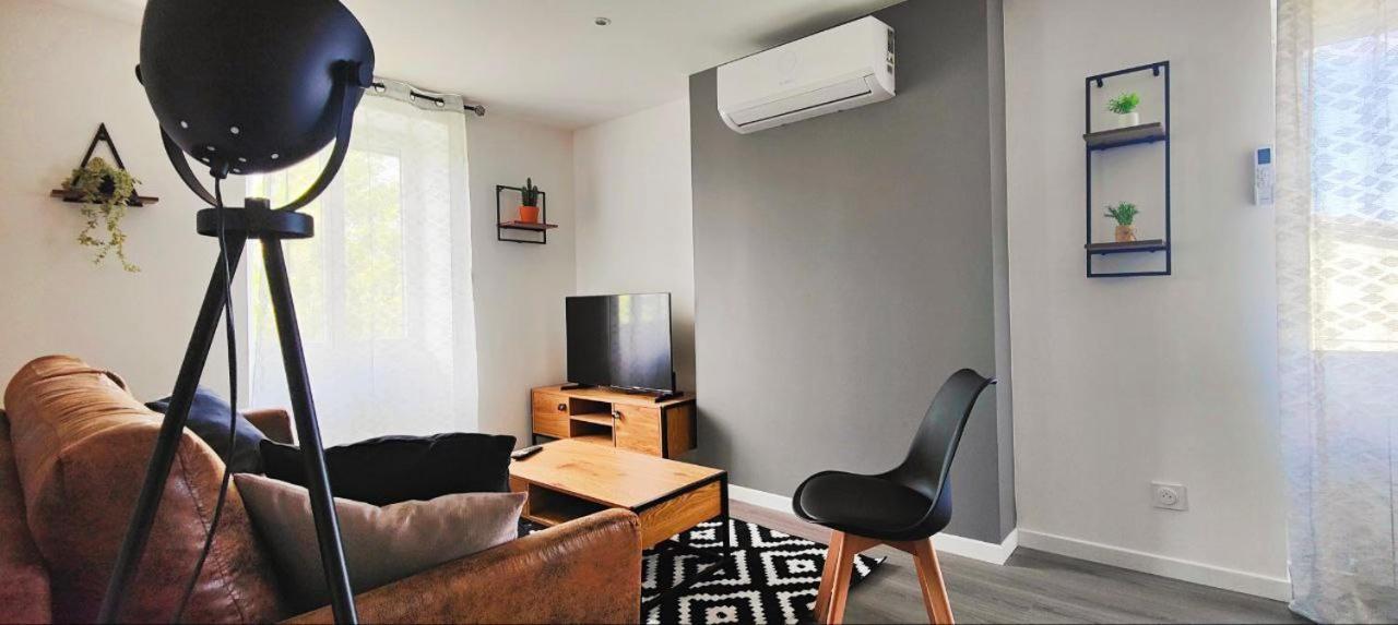 Appartements A Theme 클레르몽페랑 외부 사진