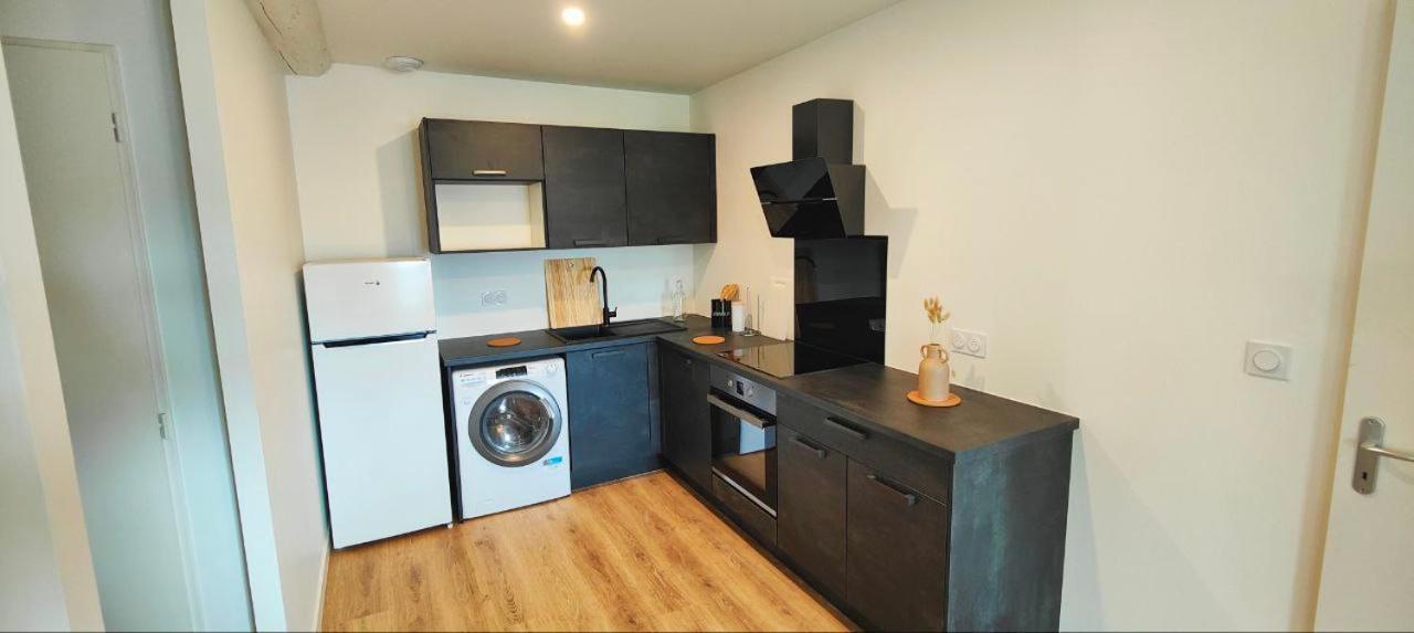 Appartements A Theme 클레르몽페랑 외부 사진